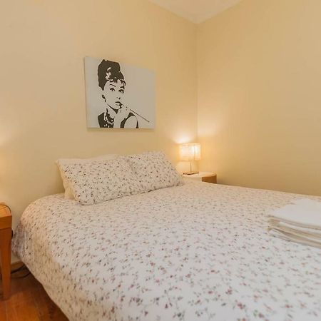 'White House' Apartment- Alfama Lisbon Exterior photo